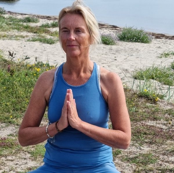 Yogavandring all inclusive med tema tacksamhet